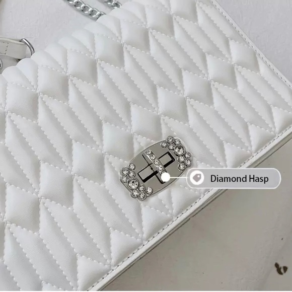 (last 1) European design chain shoulder crossbody quilted vegan leather in blue - Picture 6 of 8